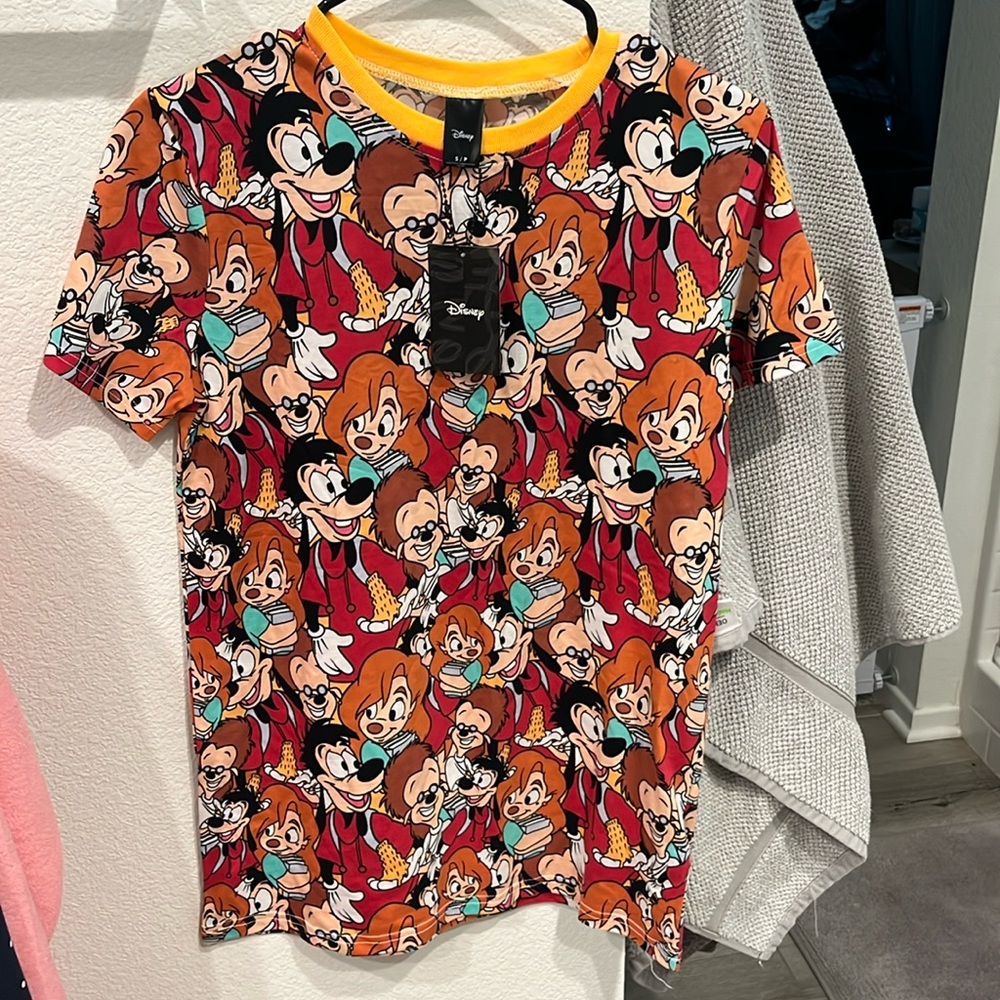 Cakeworthy Goofy Movie Tee